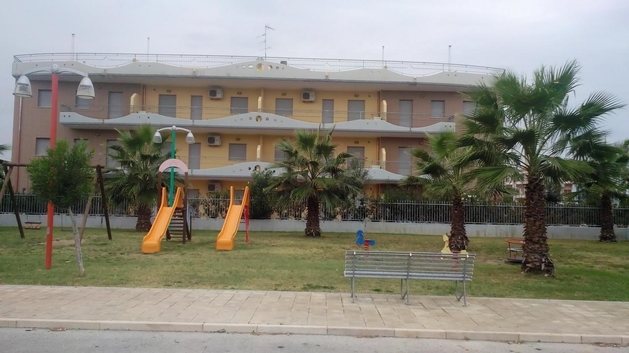 קמפומרינו Residence Albadorata מראה חיצוני תמונה