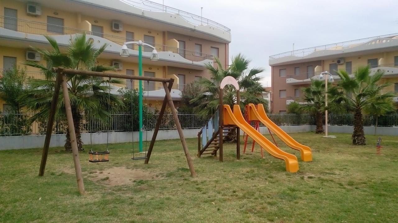 קמפומרינו Residence Albadorata מראה חיצוני תמונה