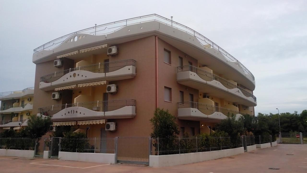קמפומרינו Residence Albadorata מראה חיצוני תמונה