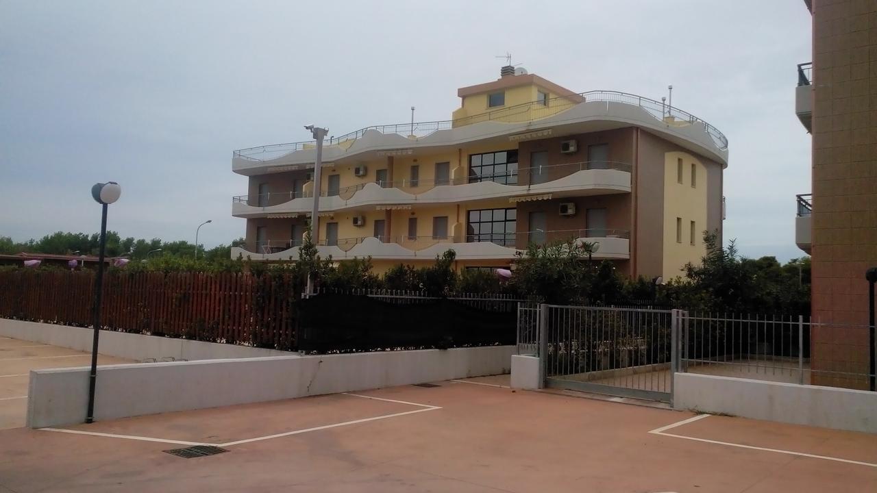 קמפומרינו Residence Albadorata מראה חיצוני תמונה
